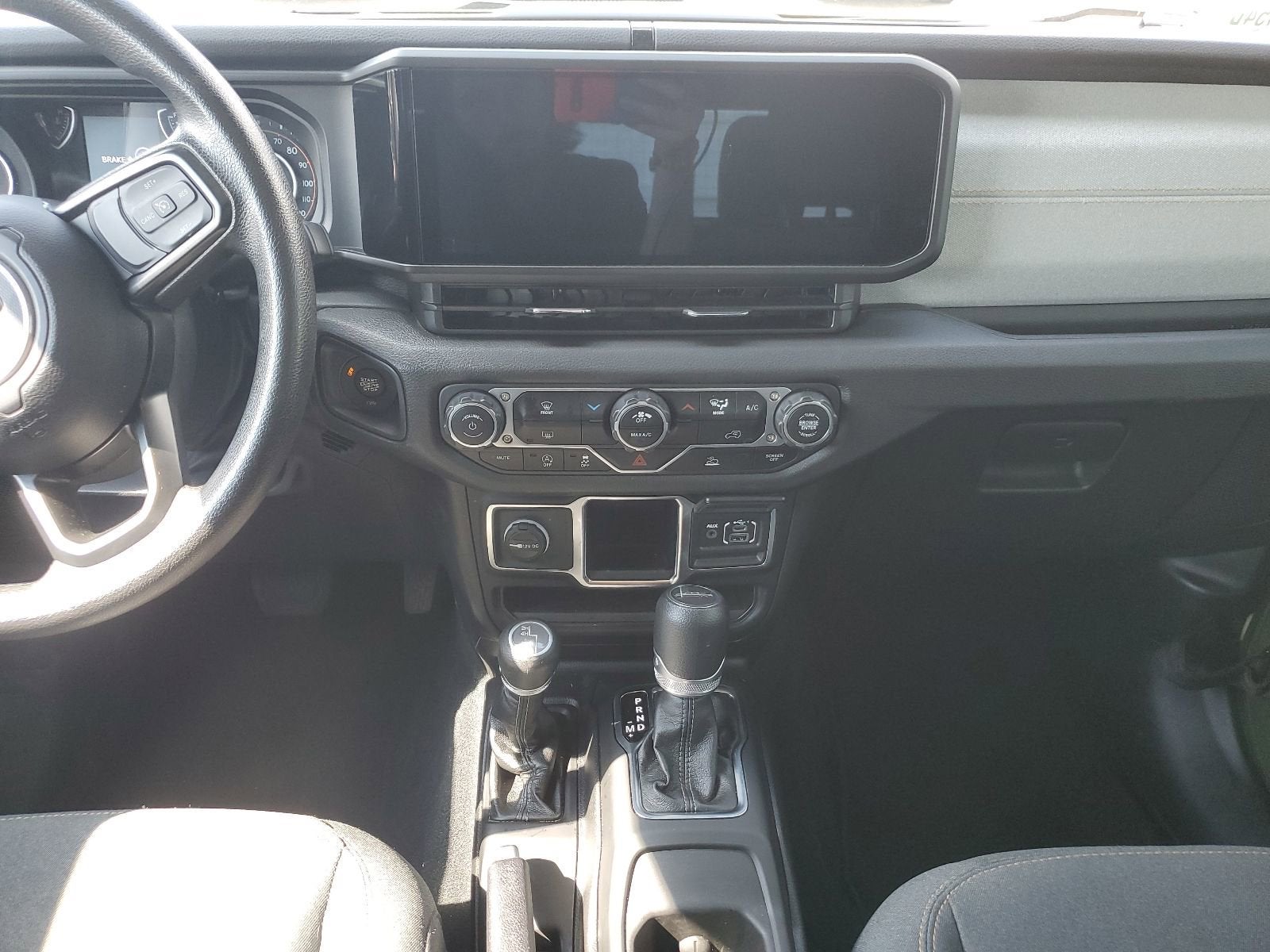 2024 Jeep Gladiator Sport