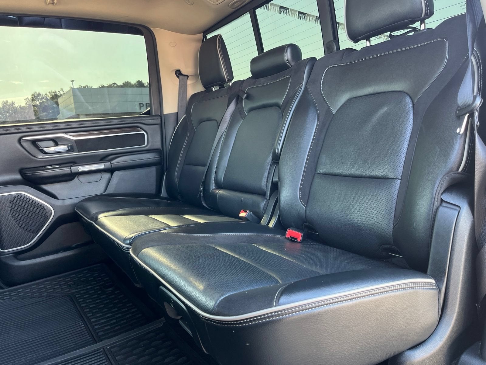 2021 RAM 1500 Laramie Crew Cab 4x2 5'7" Box