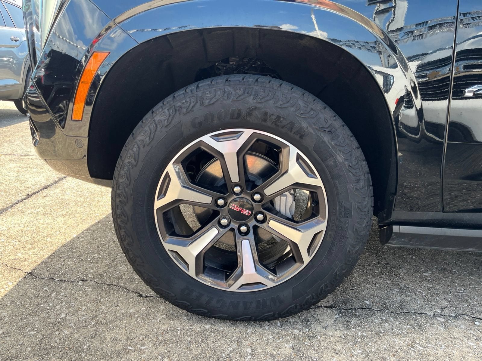 2025 GMC Yukon XL AT4 Ultimate