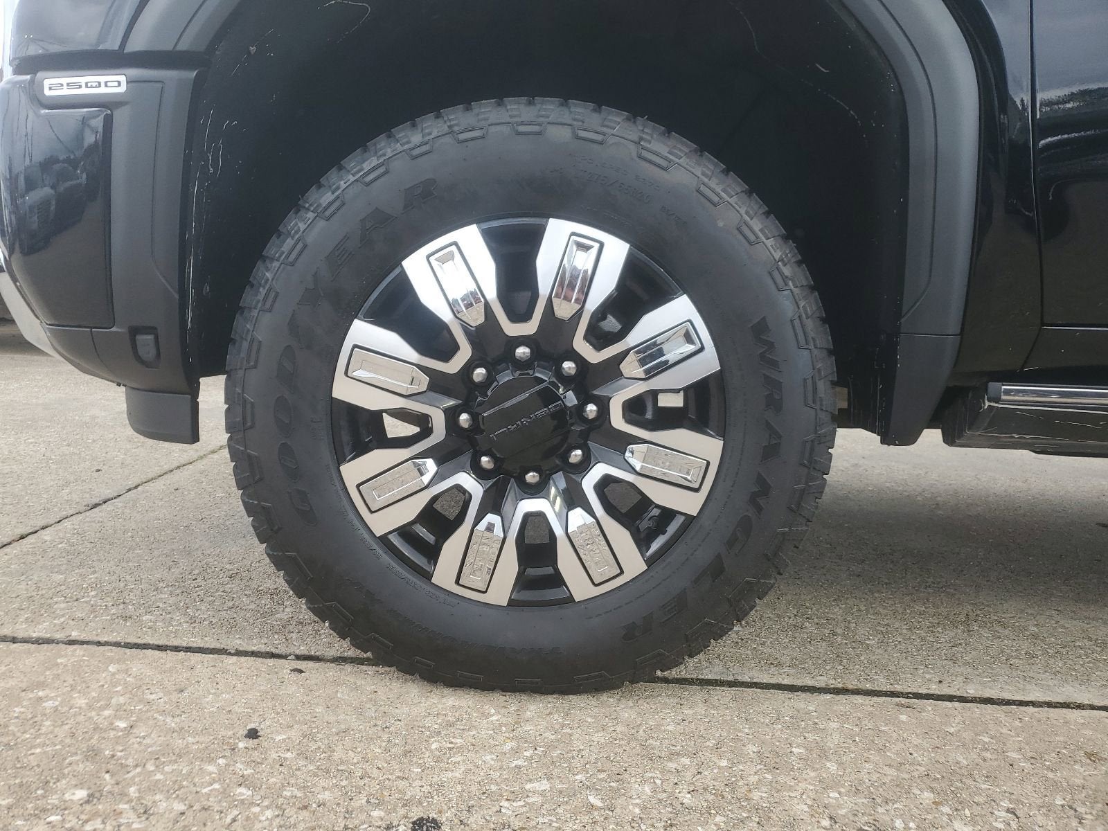 2024 GMC Sierra 2500 HD Denali