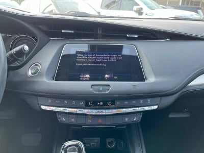 2020 Cadillac XT4 FWD Premium Luxury