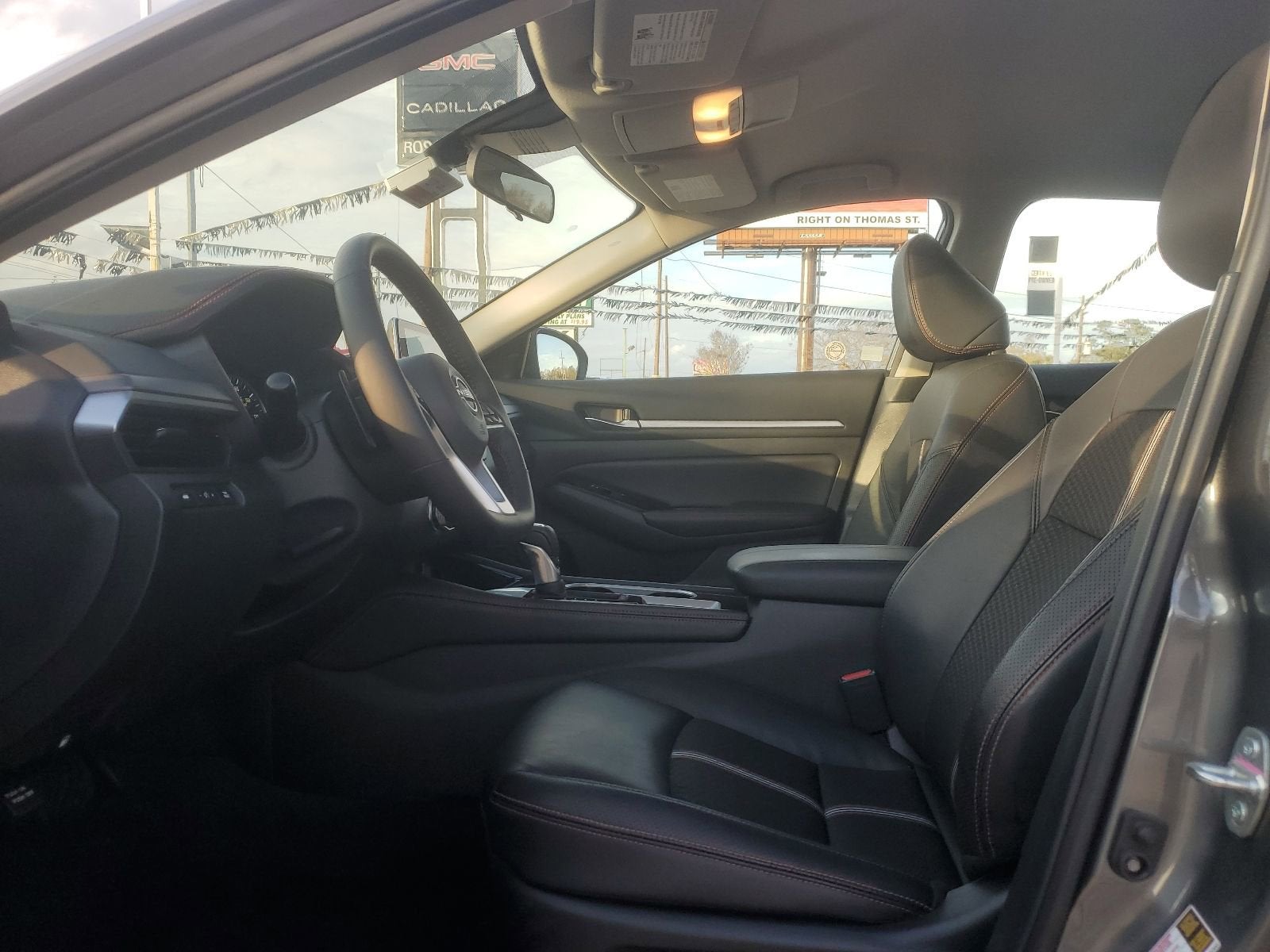 2025 Nissan Altima SR