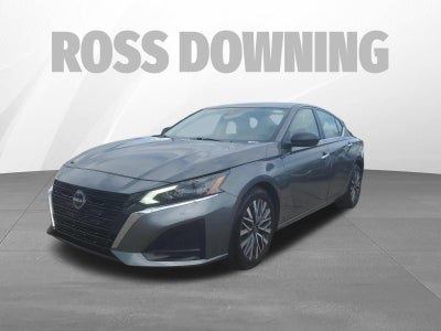 2025 Nissan Altima SV FWD