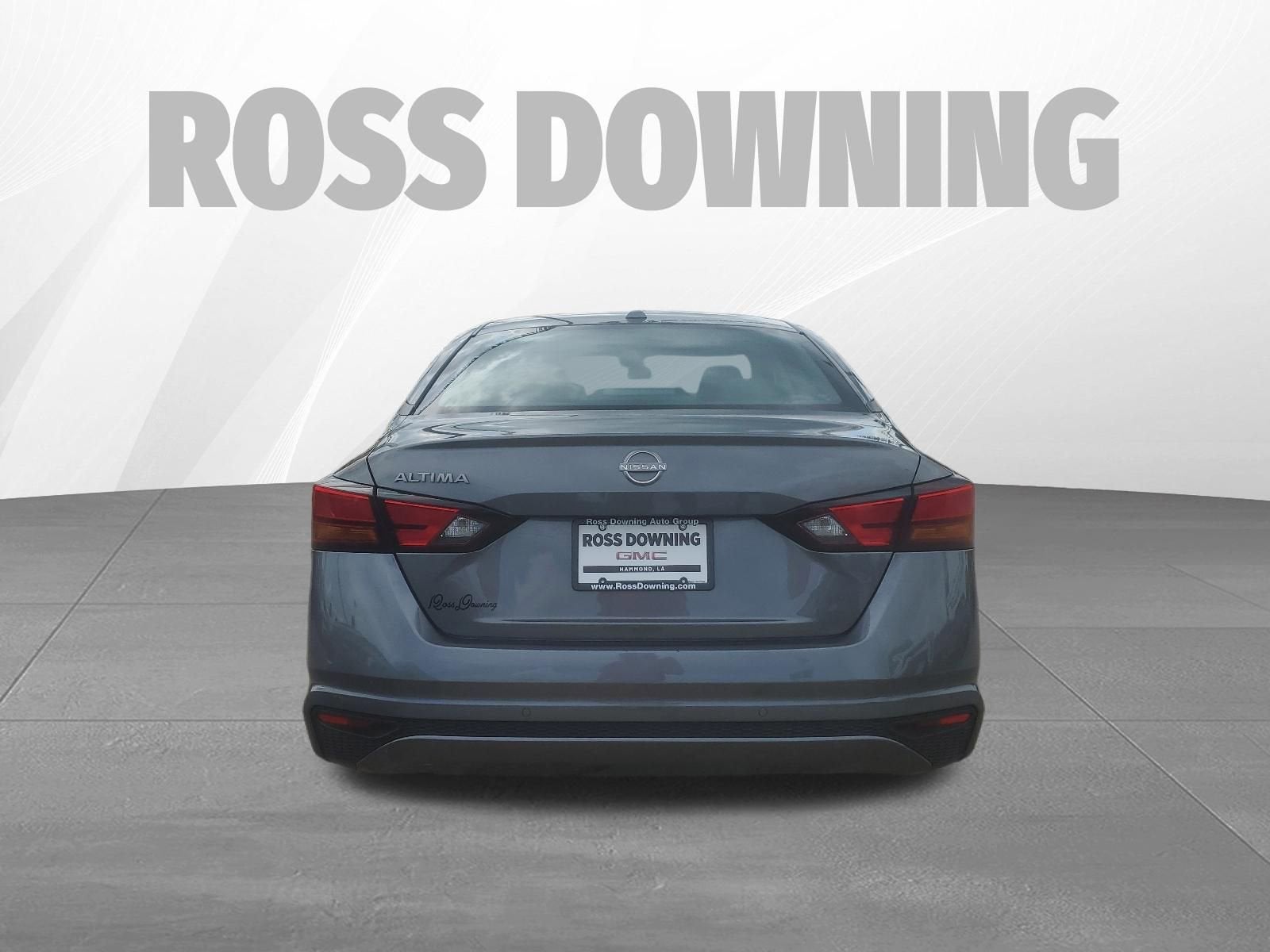 2025 Nissan Altima SV FWD