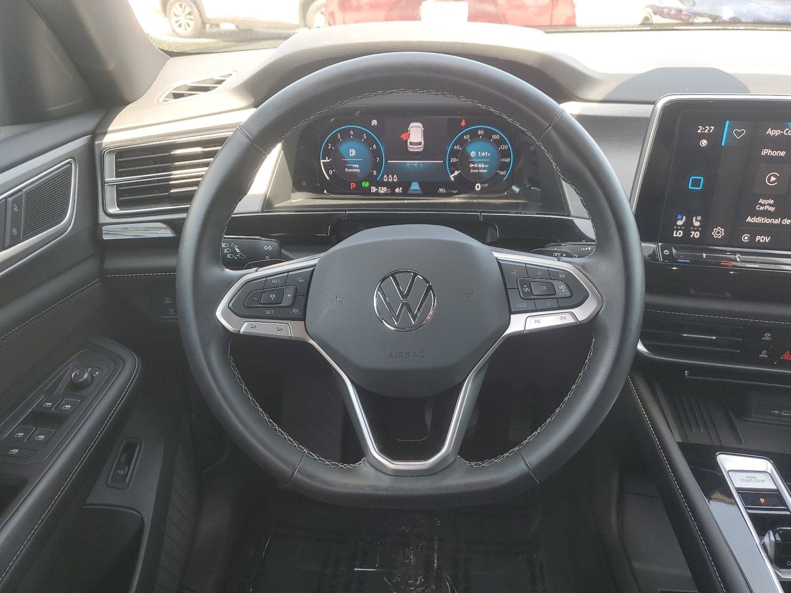 2025 Volkswagen Atlas Cross Sport 2.0T SE w/Technology