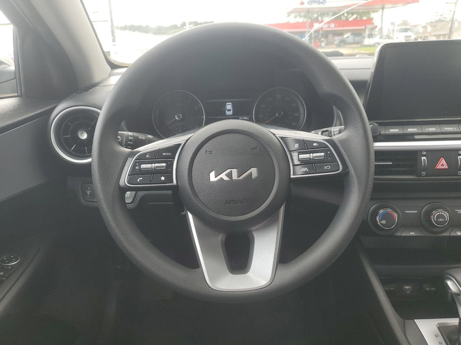 2023 Kia Forte LX