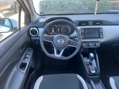 2020 Nissan Versa SV Xtronic CVT