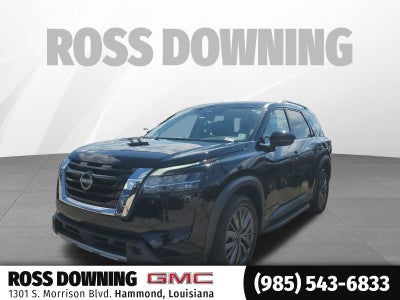2023 Nissan Pathfinder SL