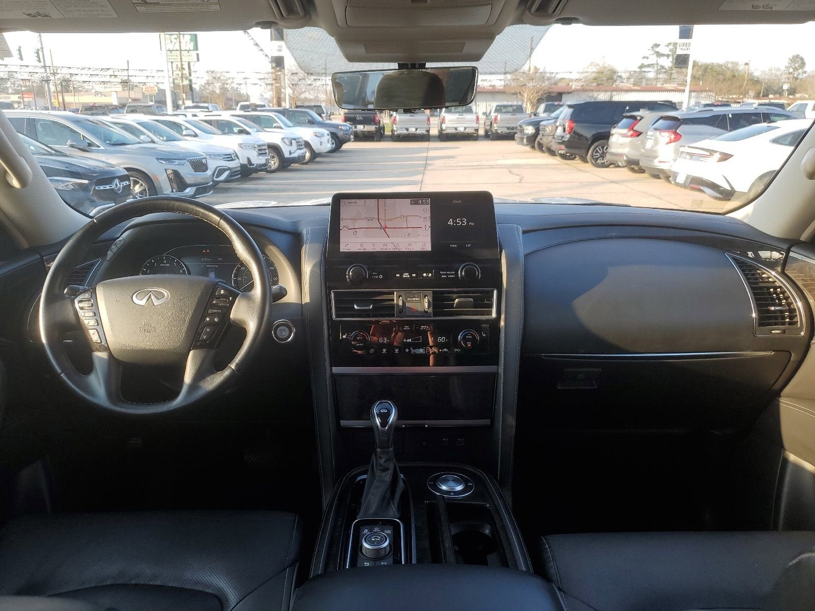 2024 INFINITI QX80 LUXE