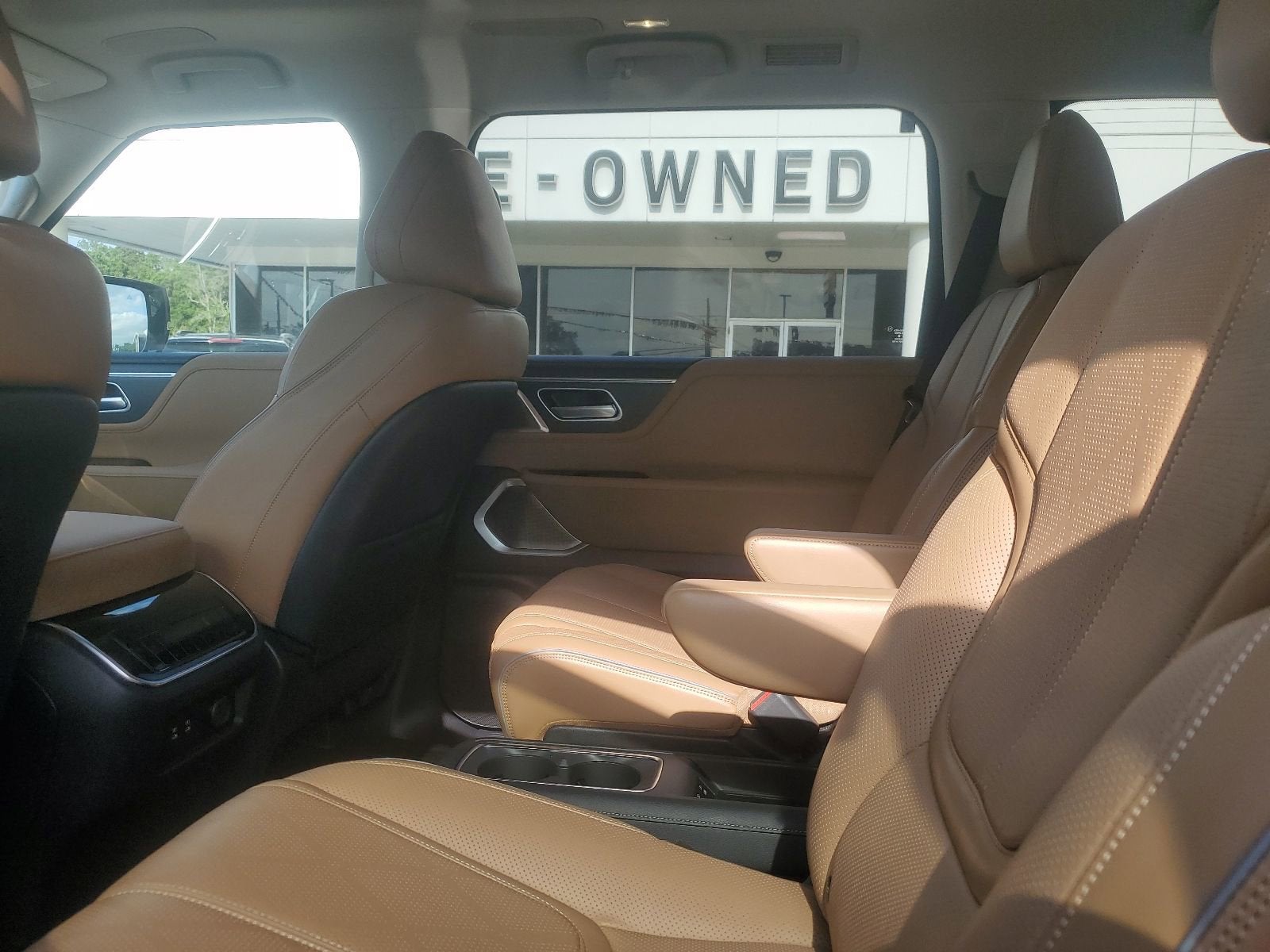 2025 INFINITI QX80 SENSORY
