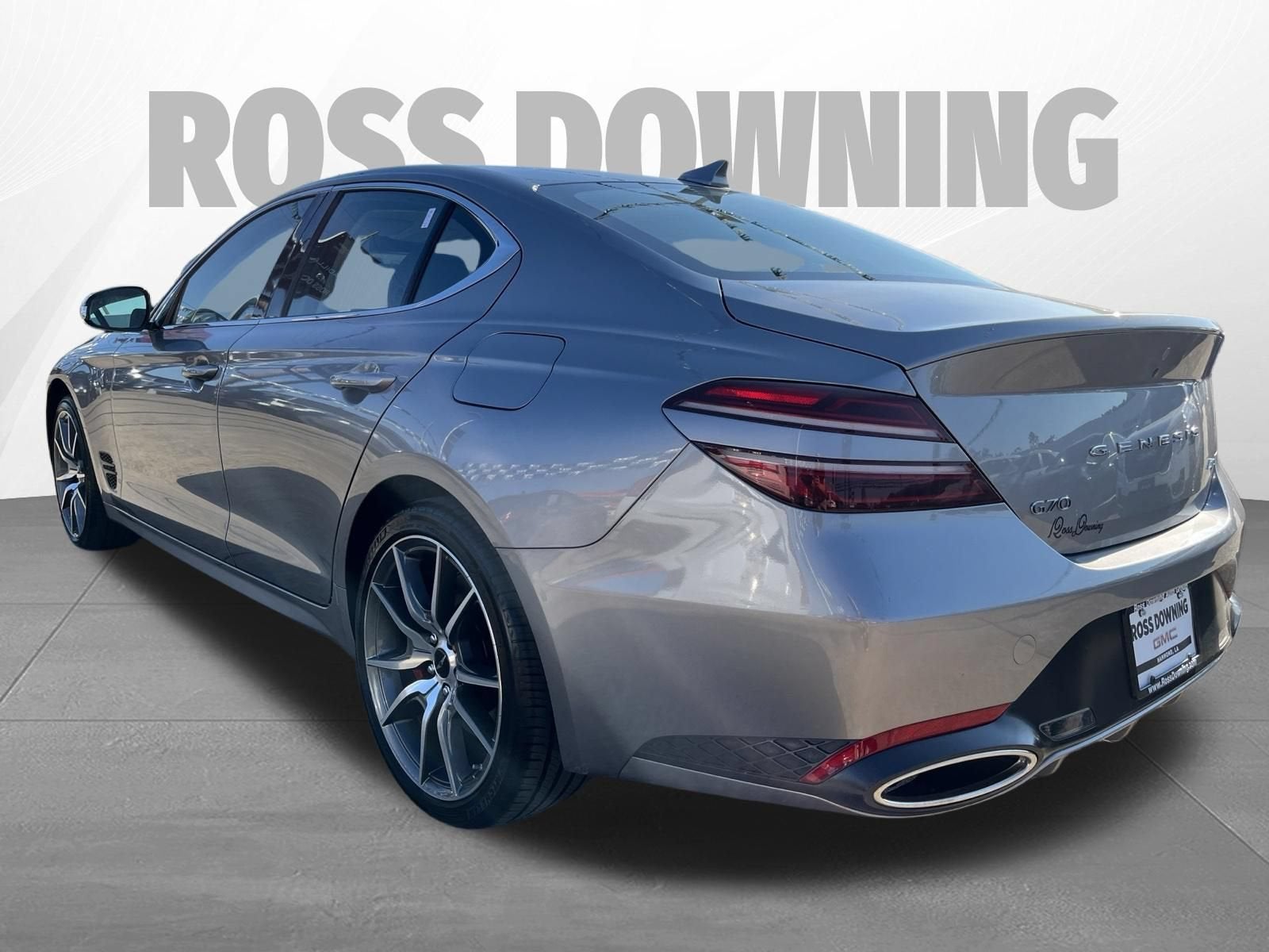 2025 Genesis G70 2.5T