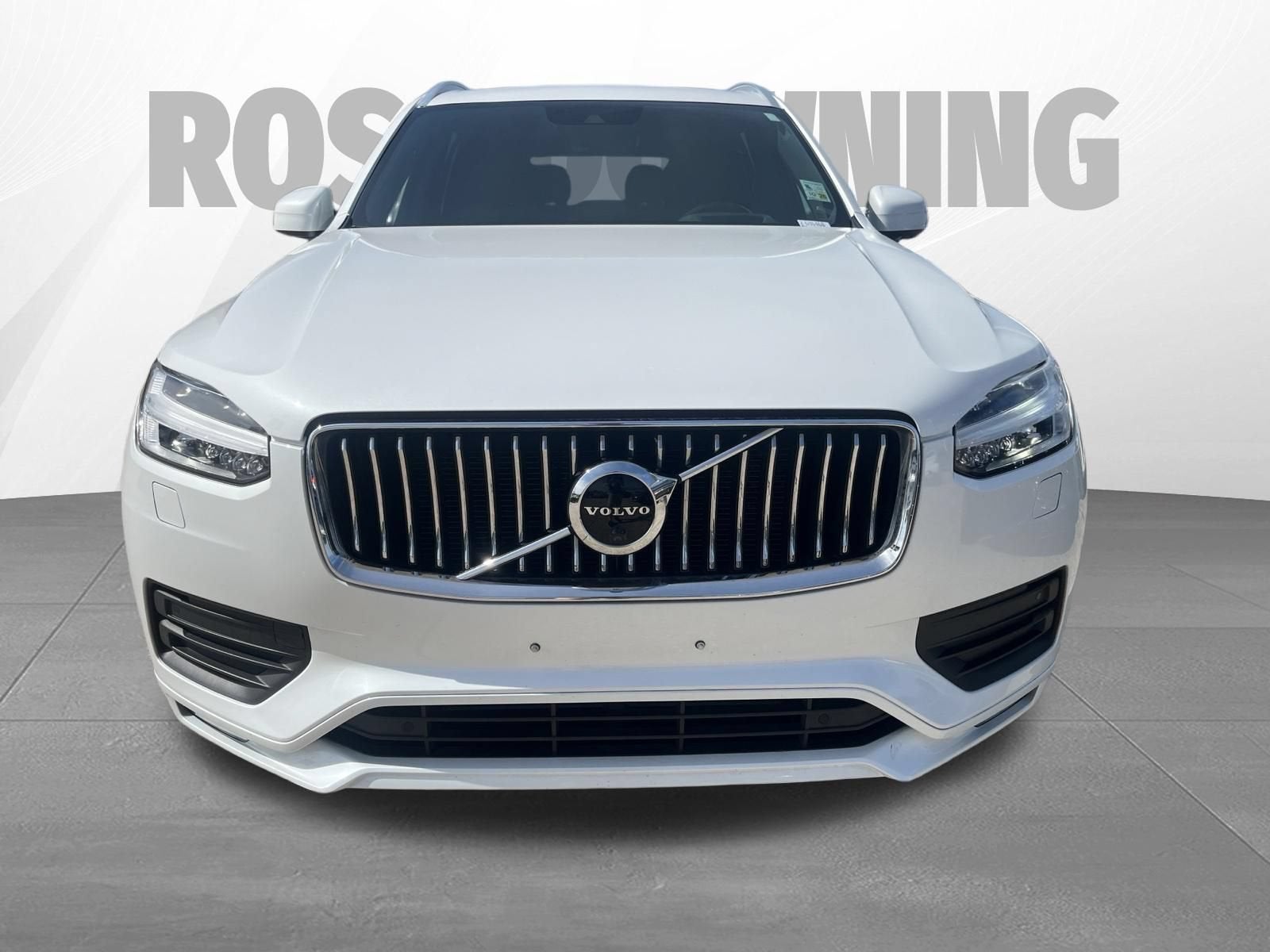 2022 Volvo XC90 T6 Momentum 7 Passenger