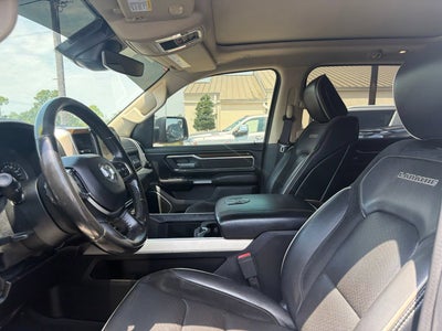 2021 RAM 1500 Laramie Crew Cab 4x2 5'7" Box