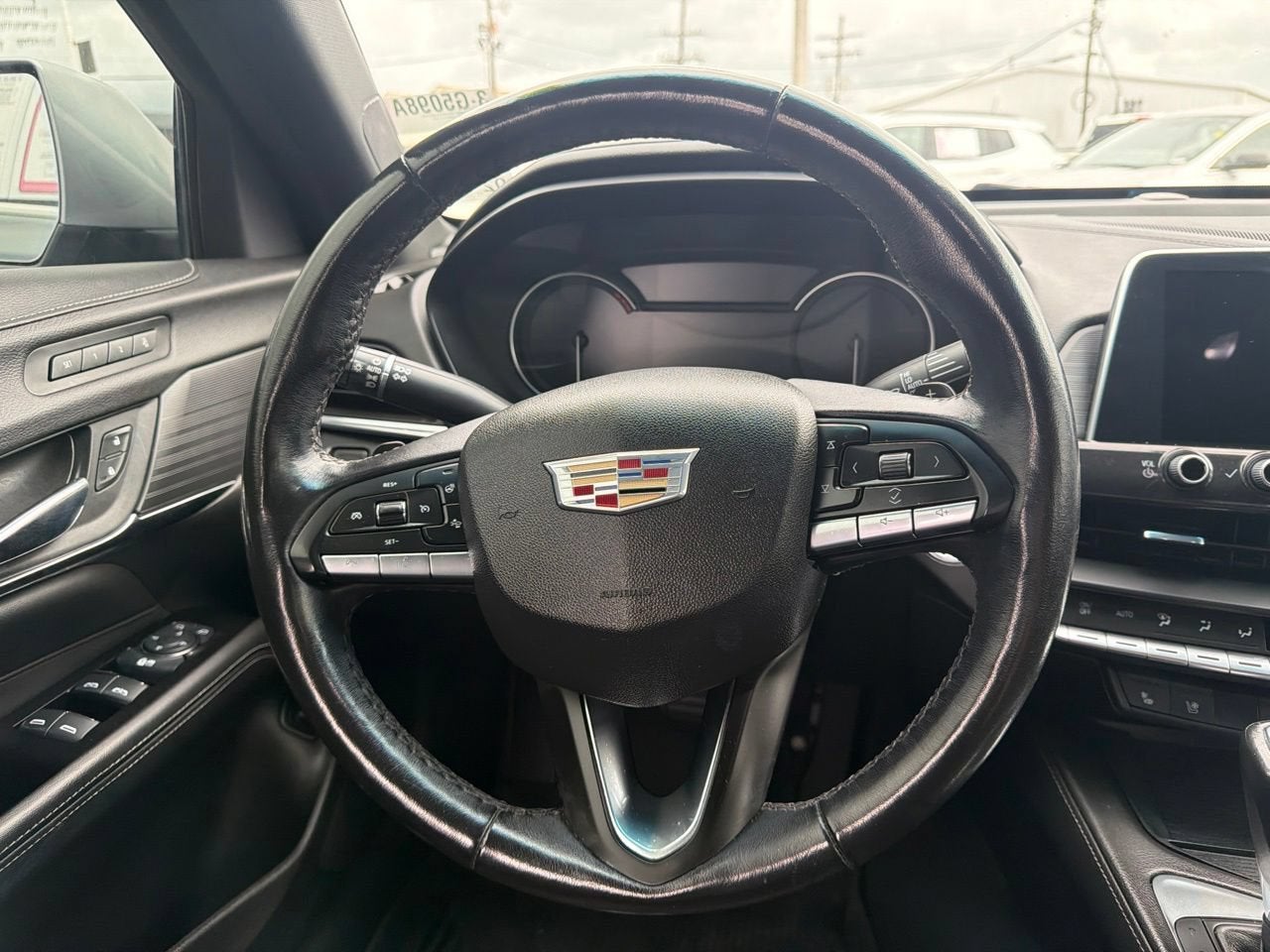 2023 Cadillac CT4 Premium Luxury