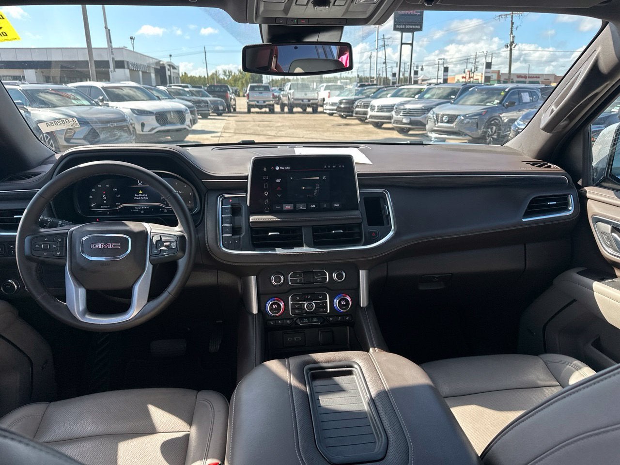 2023 GMC Yukon SLT
