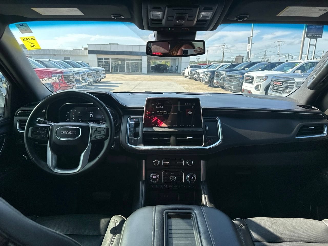2023 GMC Yukon XL SLT