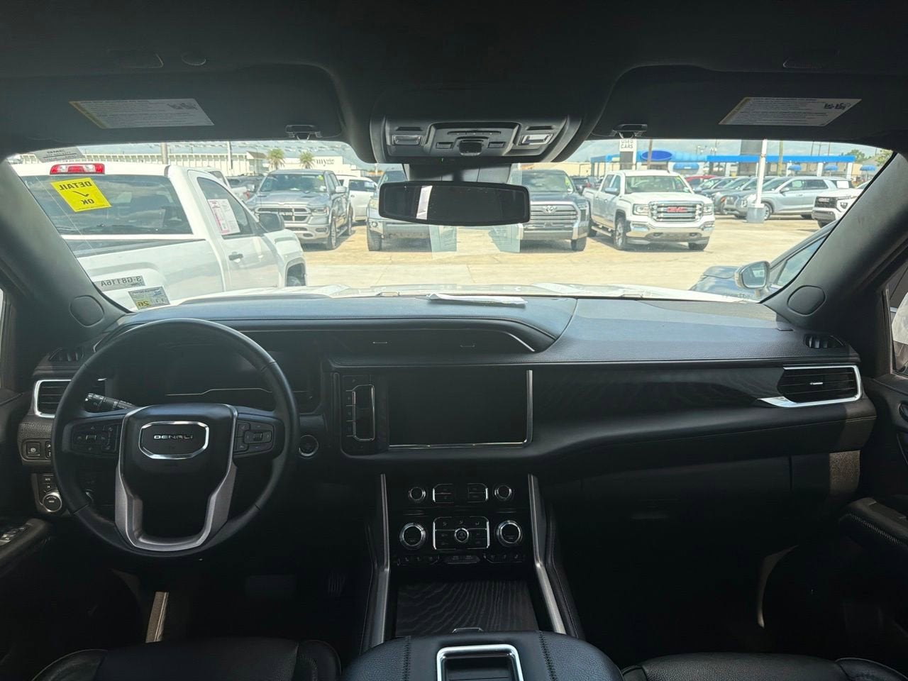 2023 GMC Yukon XL Denali