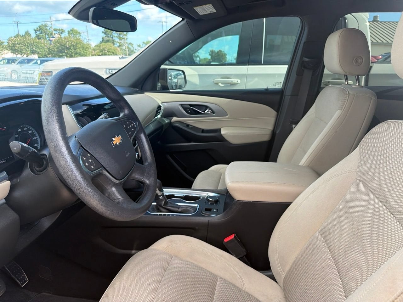 2022 Chevrolet Traverse LS