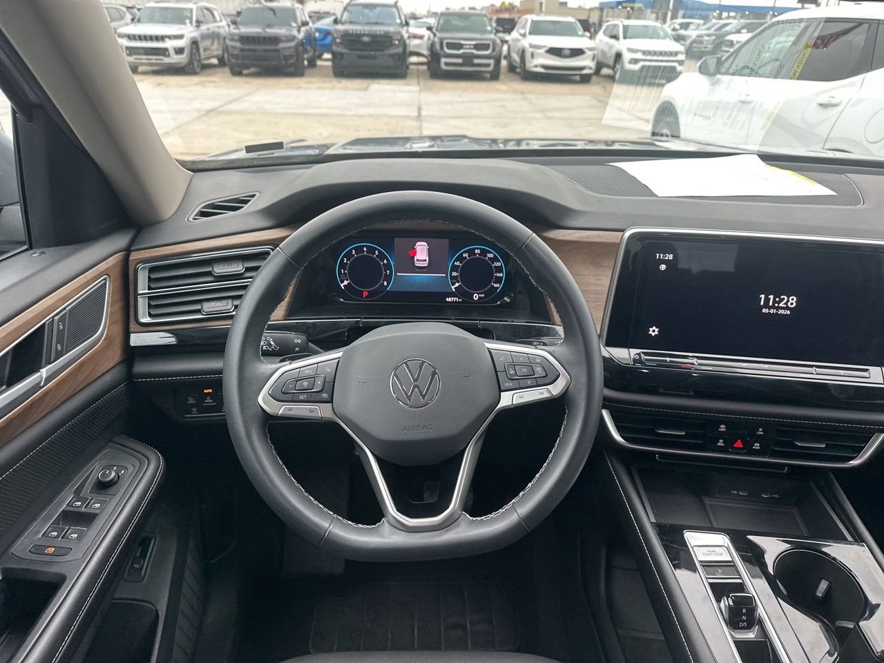 2024 Volkswagen Atlas 2.0T SE w/Technology
