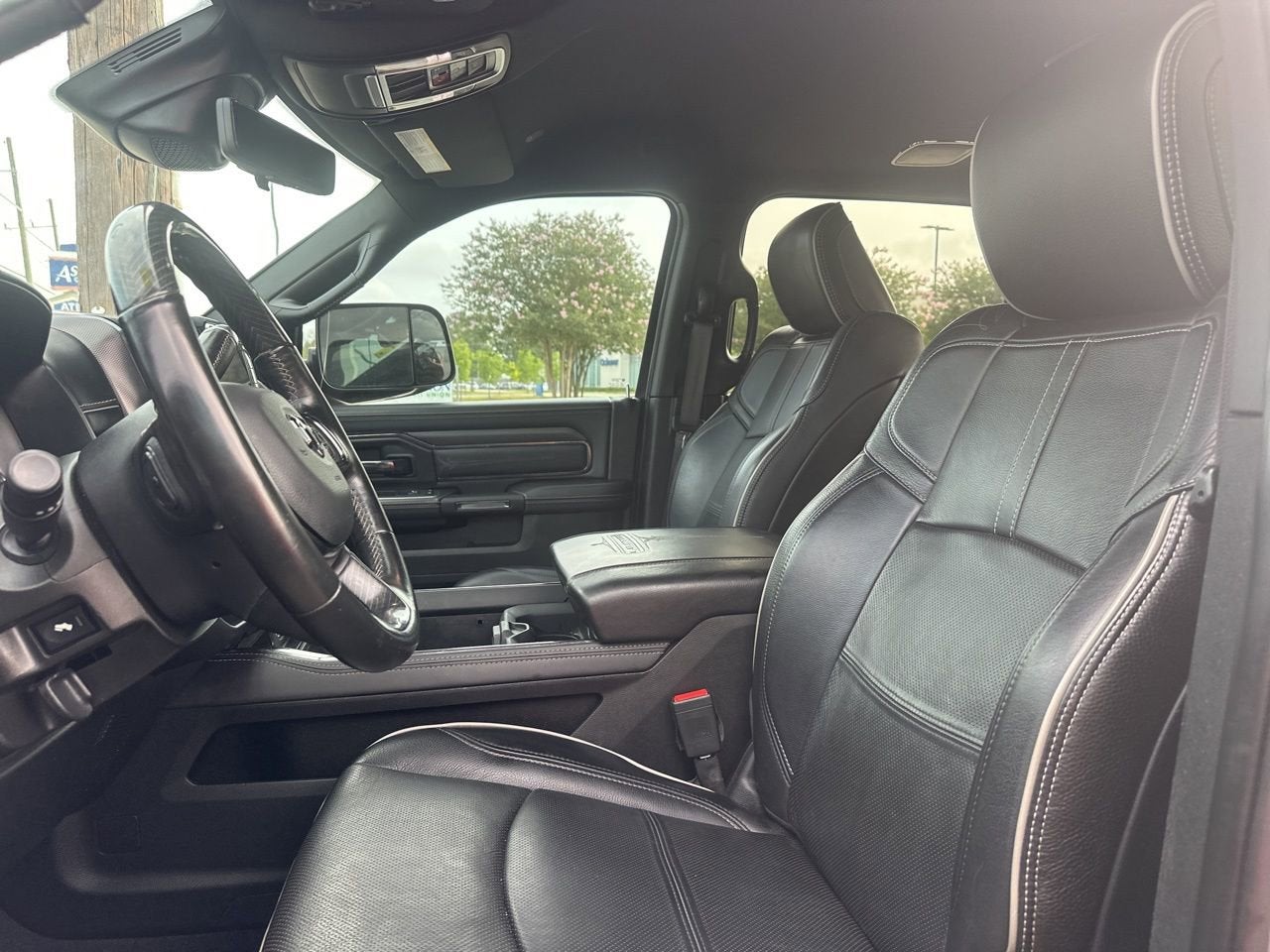2022 RAM 2500 Limited Crew Cab 4x4 6'4" Box