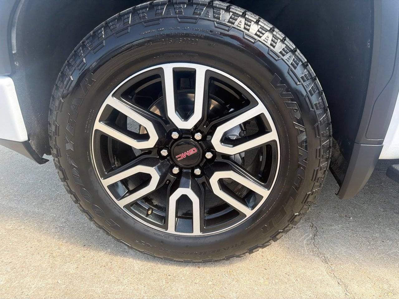 2022 GMC Sierra 1500 Limited AT4