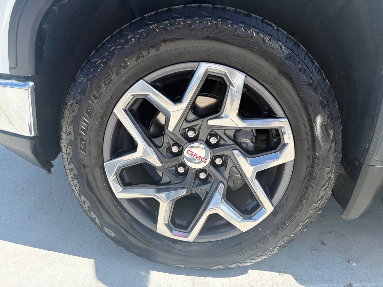 2023 GMC Sierra 1500 SLT