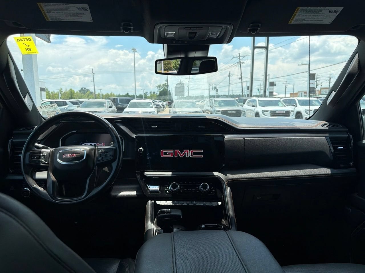 2023 GMC Sierra 1500 AT4