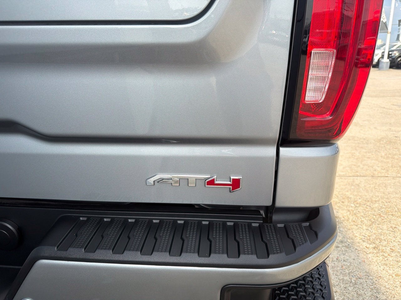 2025 GMC Sierra 1500 AT4