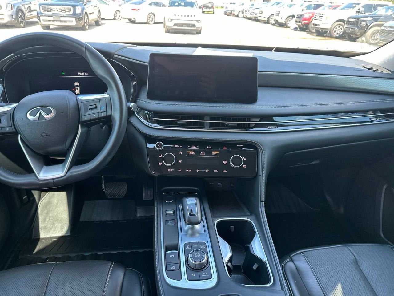 2023 INFINITI QX60 LUXE AWD