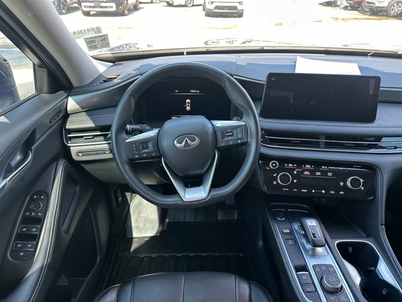 2023 INFINITI QX60 LUXE AWD