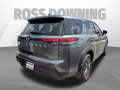 2025 Nissan Pathfinder S FWD