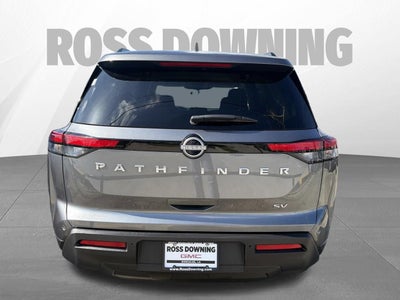 2024 Nissan Pathfinder SV