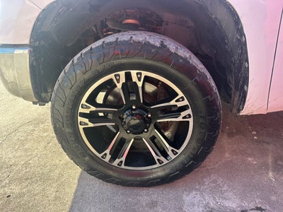 2014 Toyota Tundra 4WD Truck Platinum