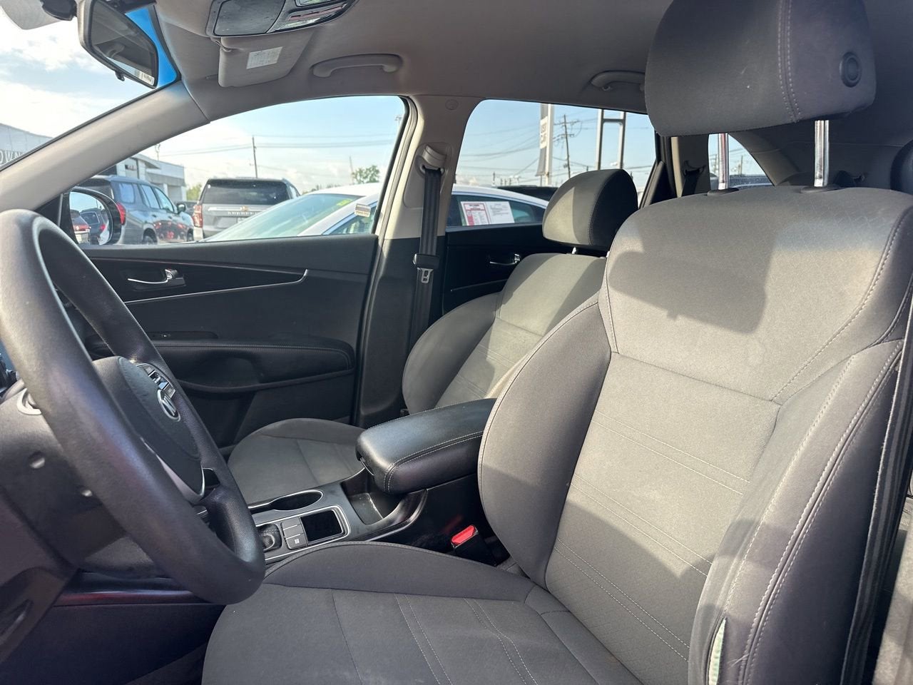 2019 Kia Sorento LX V6