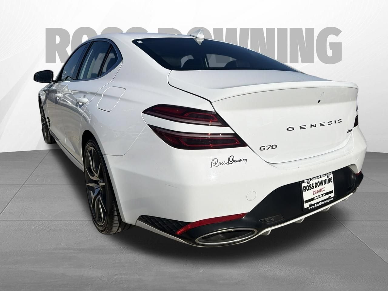 2025 Genesis G70 2.5T