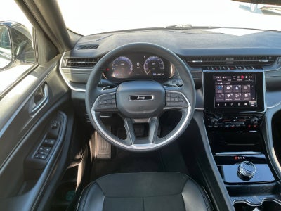 2025 Jeep Grand Cherokee Altitude X 4x2