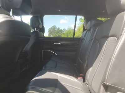 2023 Jeep Wagoneer L Series II