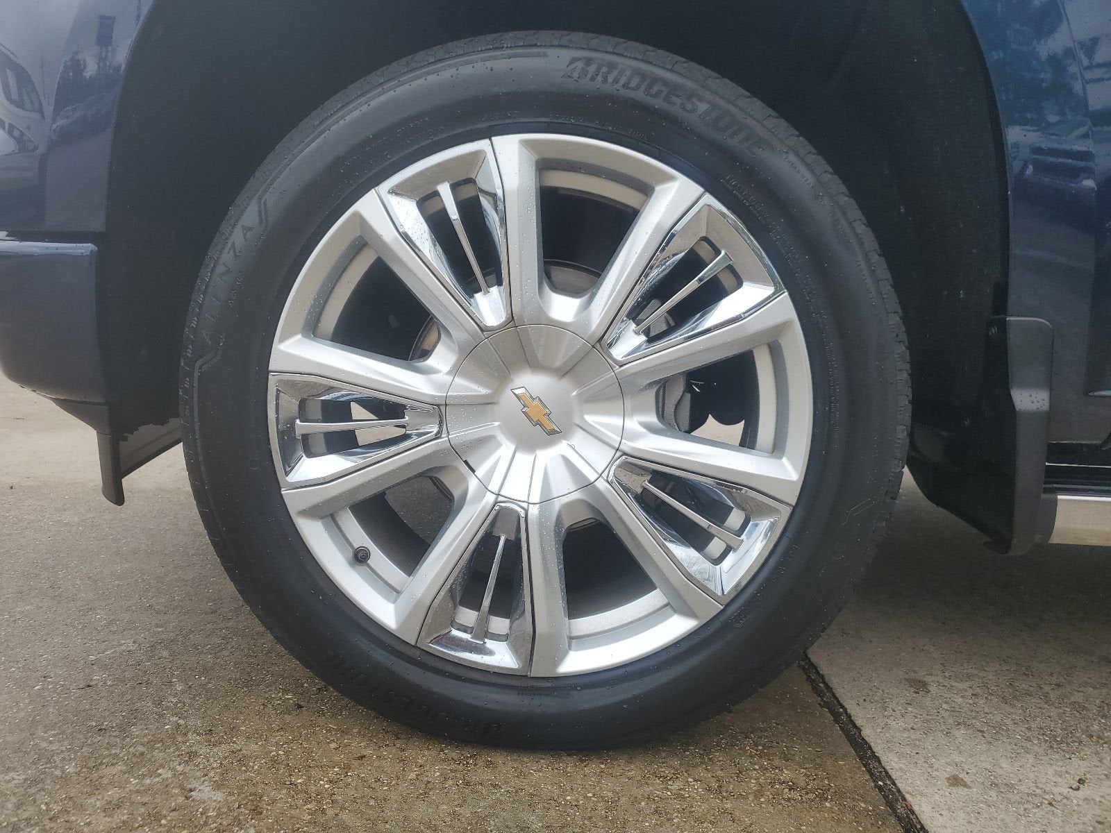 2022 Chevrolet Silverado 1500 High Country