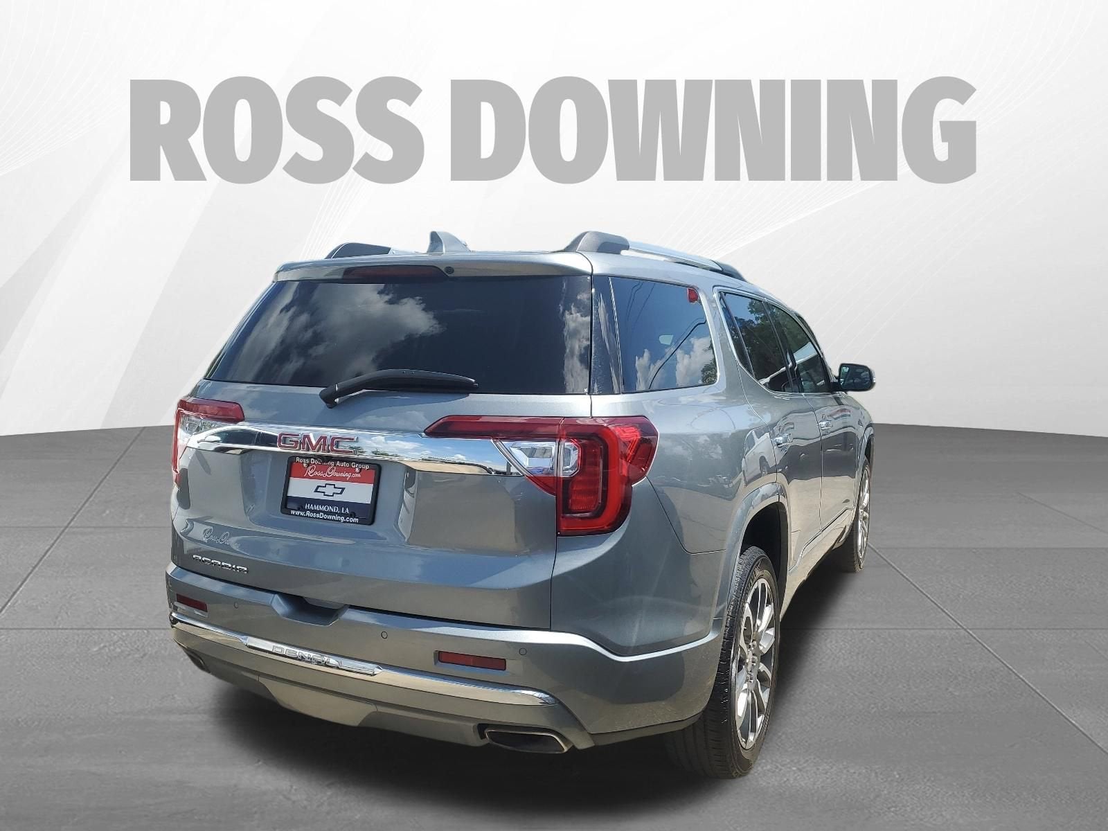 2023 GMC Acadia Denali