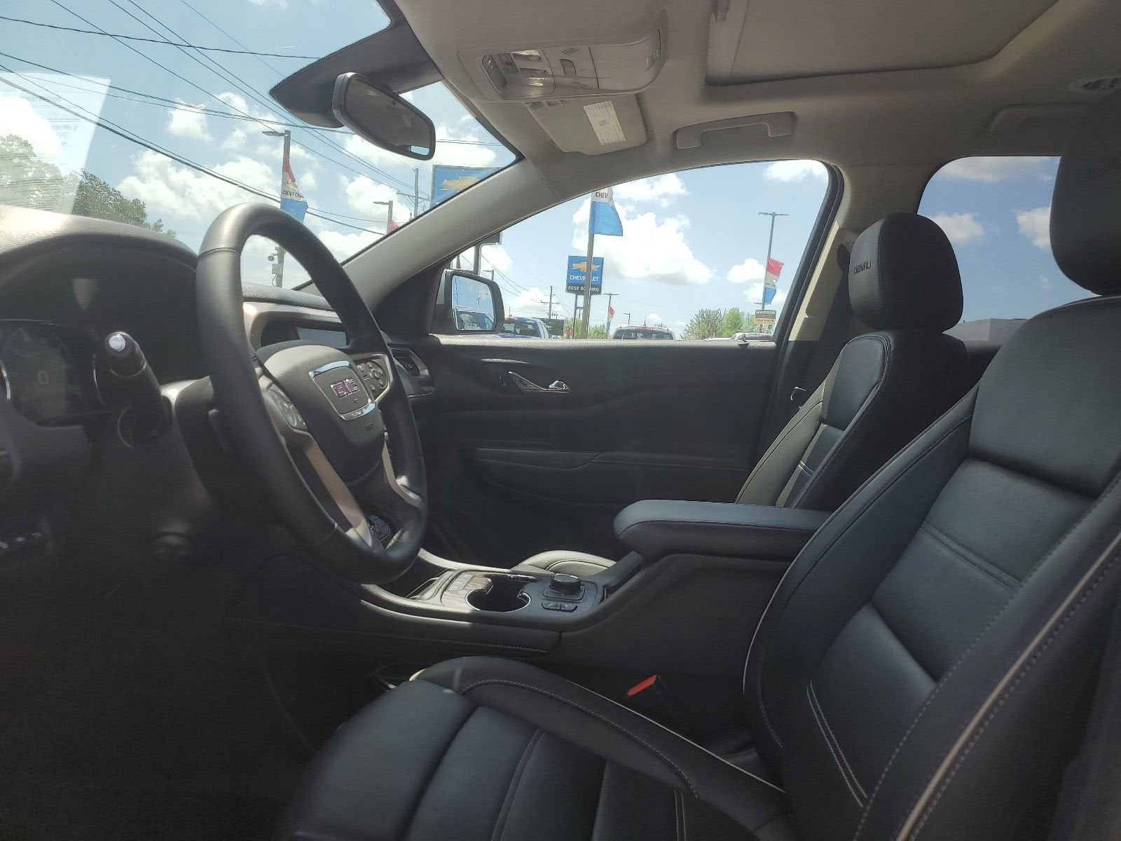 2023 GMC Acadia Denali