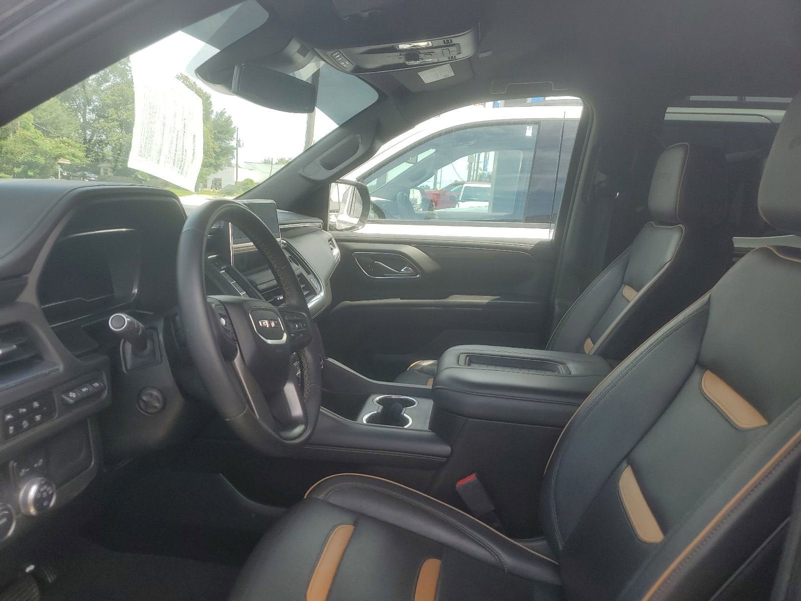 2023 GMC Yukon XL AT4