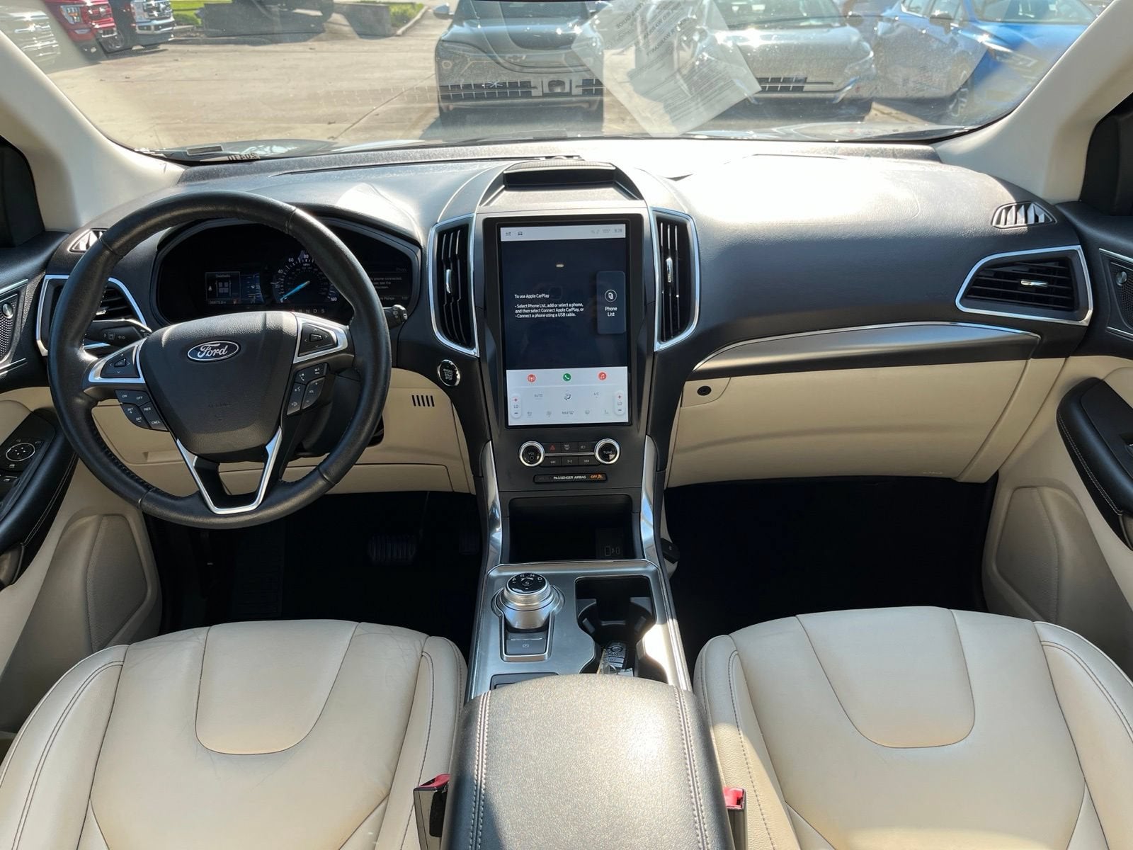 2022 Ford Edge Titanium