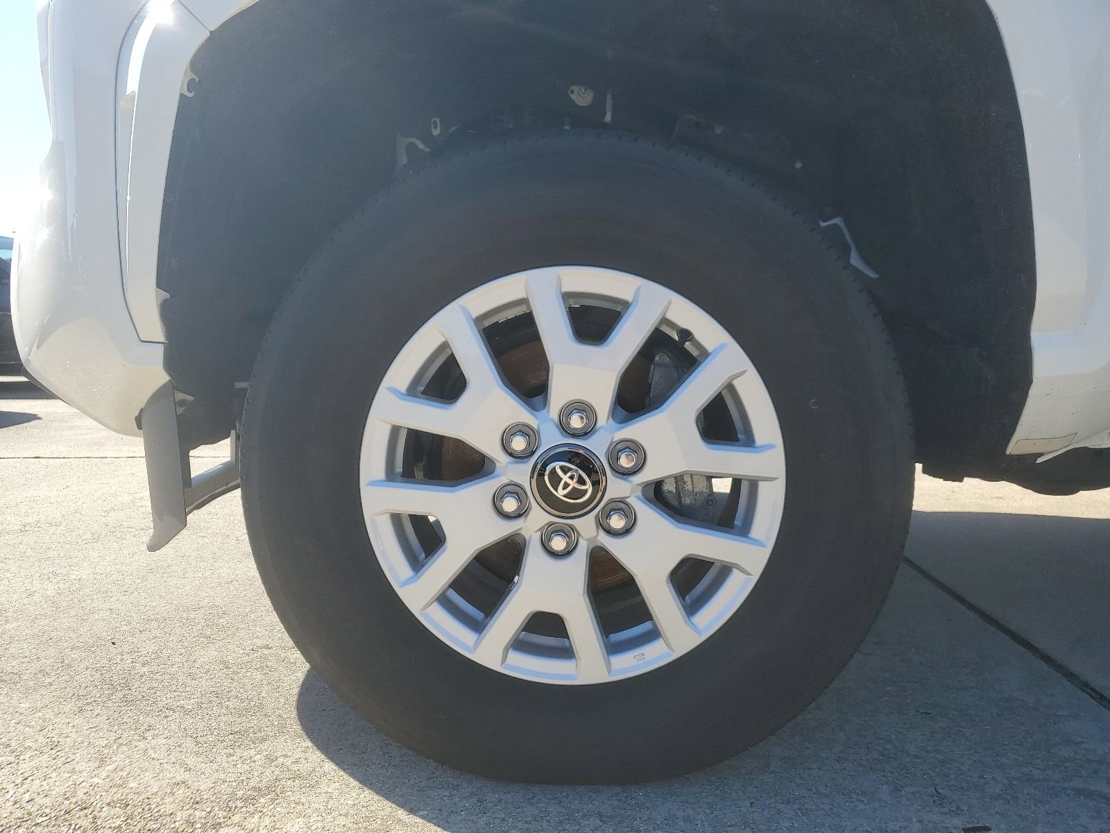 2024 Toyota Tacoma 2WD SR5