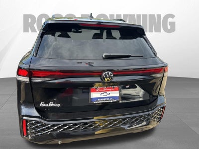2025 Volkswagen Tiguan SE R-Line Black