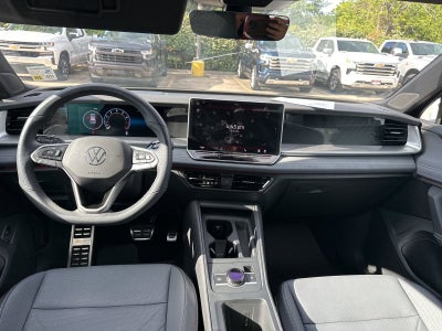 2025 Volkswagen Tiguan SE R-Line Black