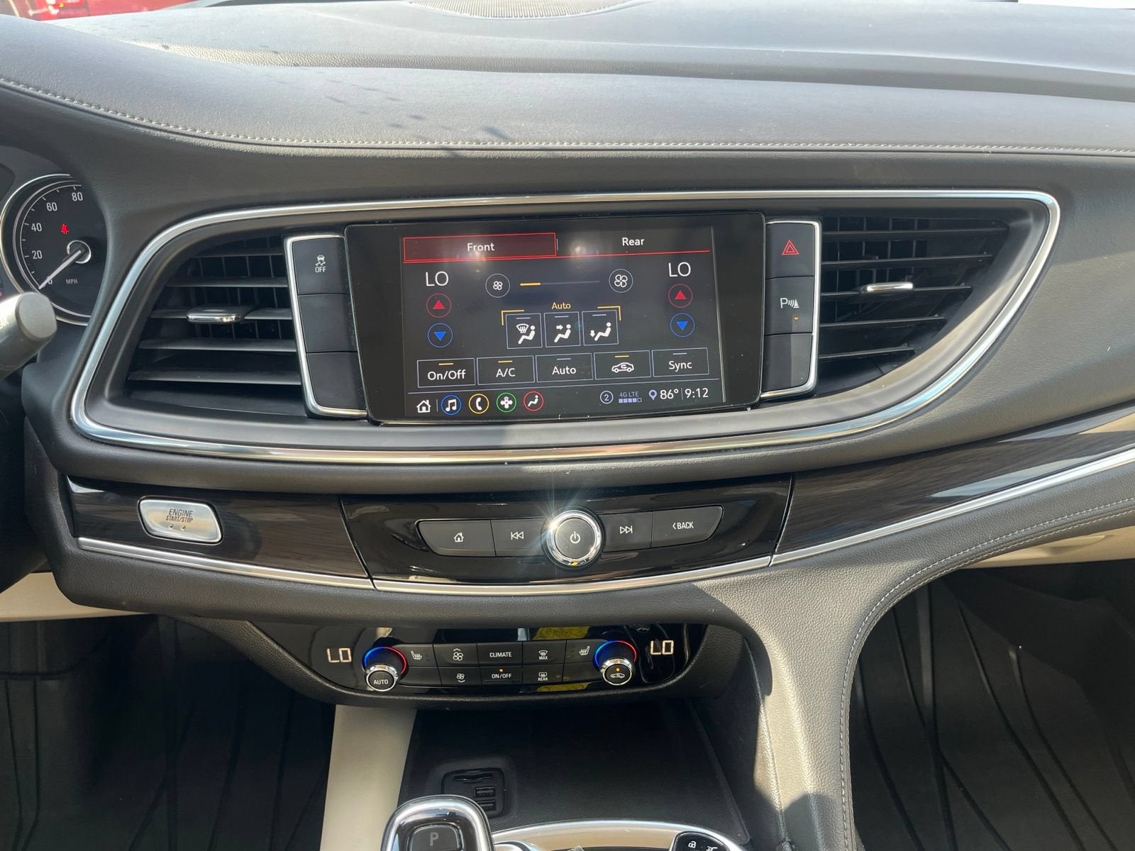 2021 Buick Enclave Essence