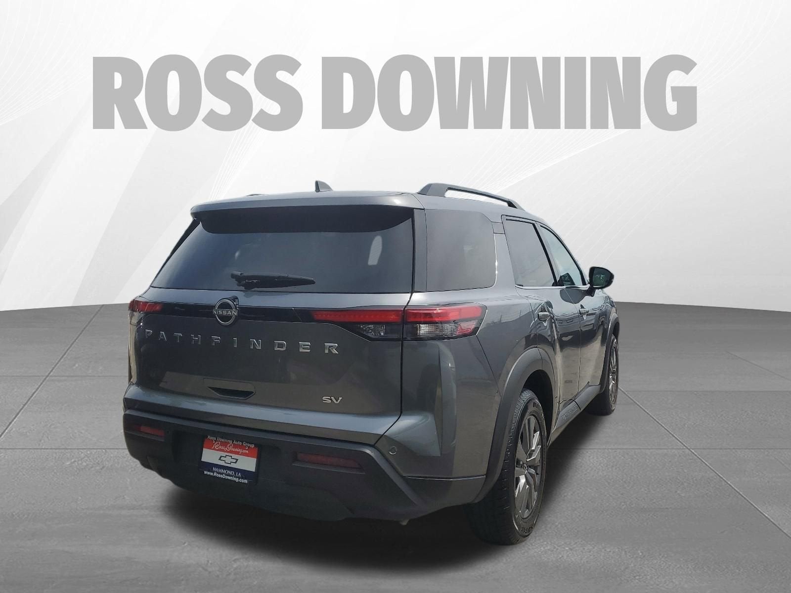 2024 Nissan Pathfinder SV