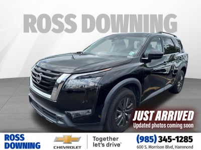 2023 Nissan Pathfinder SV