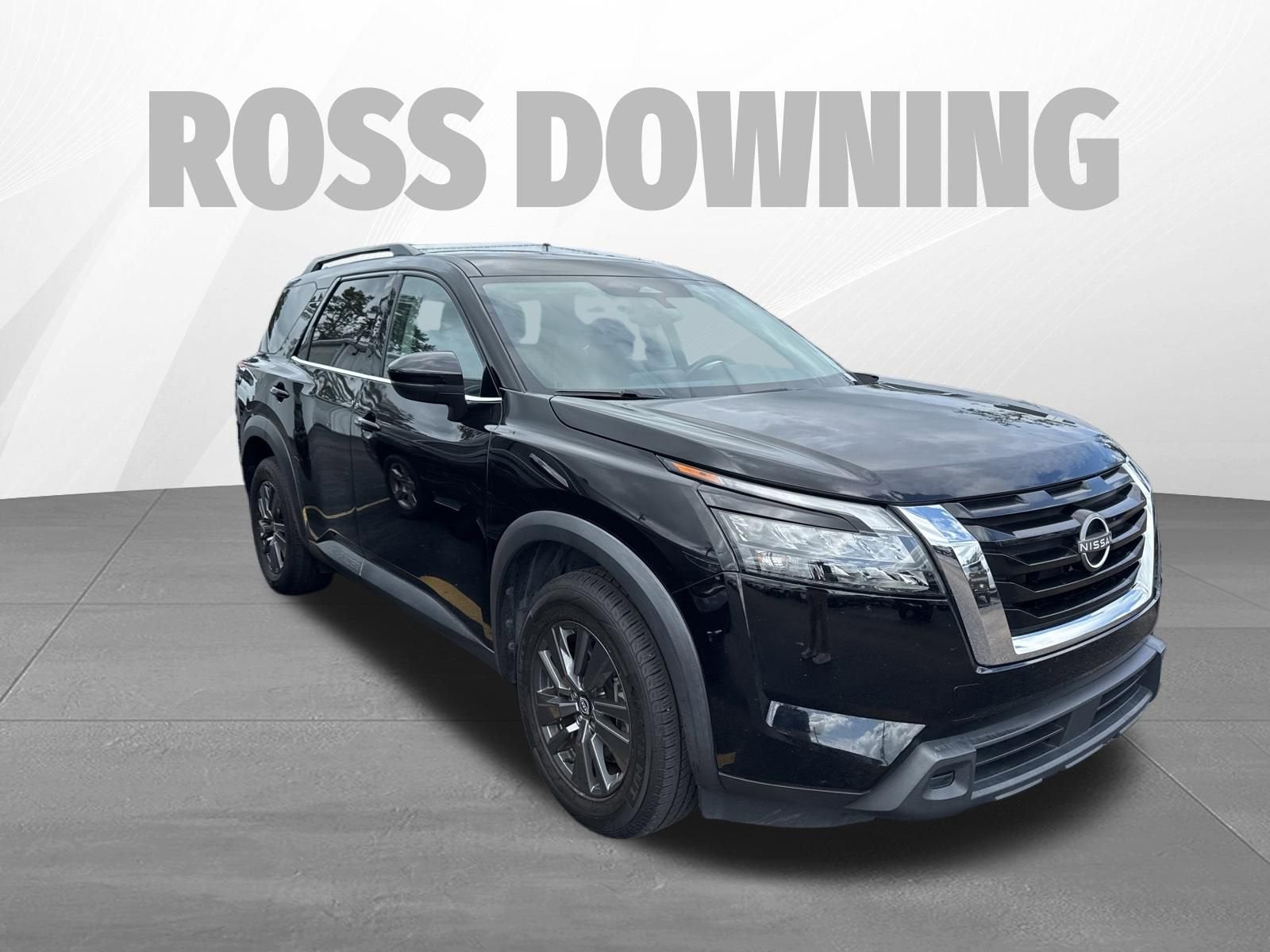 2023 Nissan Pathfinder SV