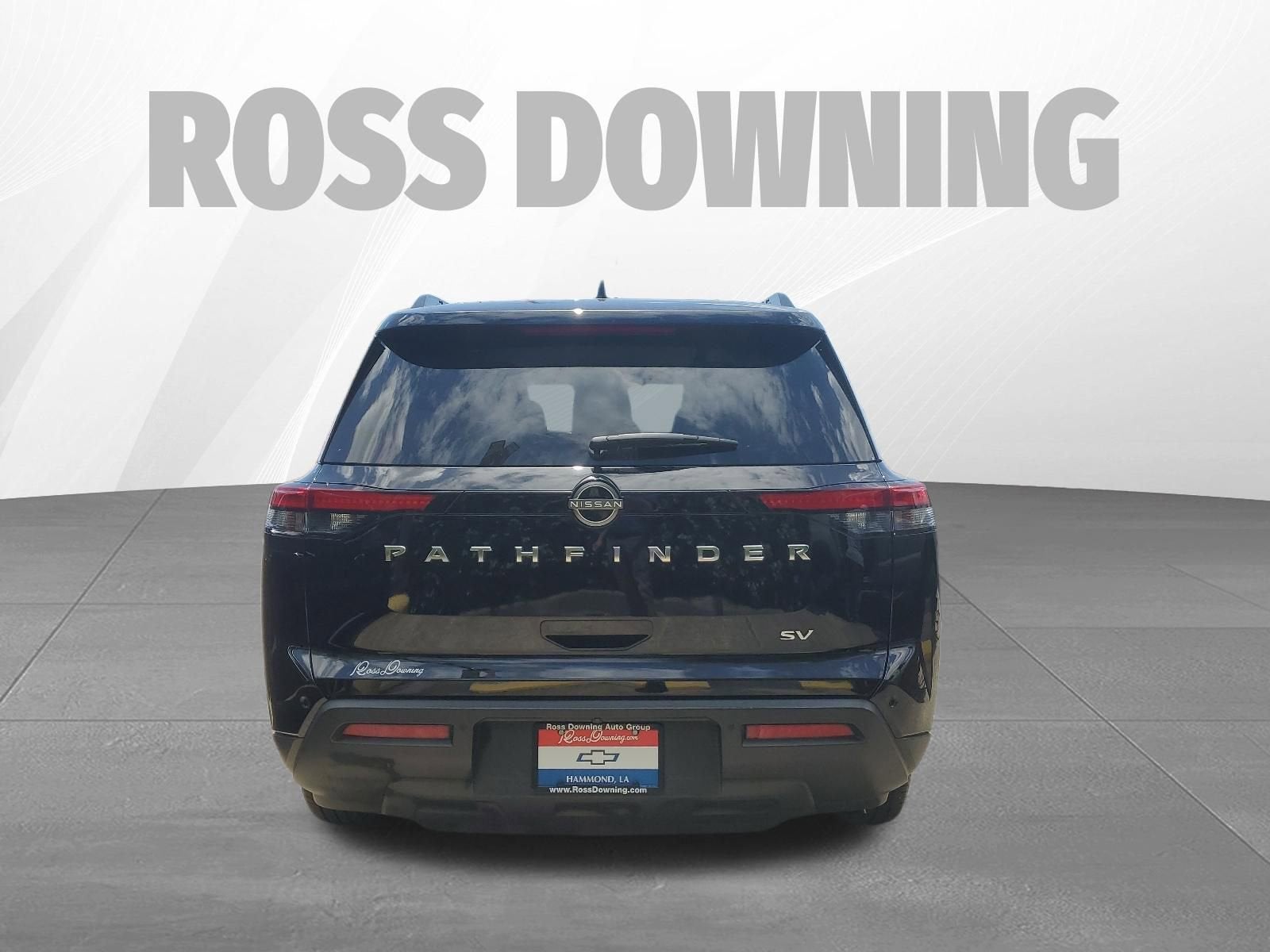 2023 Nissan Pathfinder SV